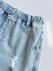 SHEIN 两件套青少年男童时尚返校街头风混搭百搭设计 Y2K 复古酷炫街头镂空破洞磨边基础款简约舒适蓝色牛仔针织连帽无袖背心和舒适宽松牛仔短裤两件套，适合儿童日常穿着，也适合春夏派对、节日和返校节等场合。 - 藍色 - 查看 4