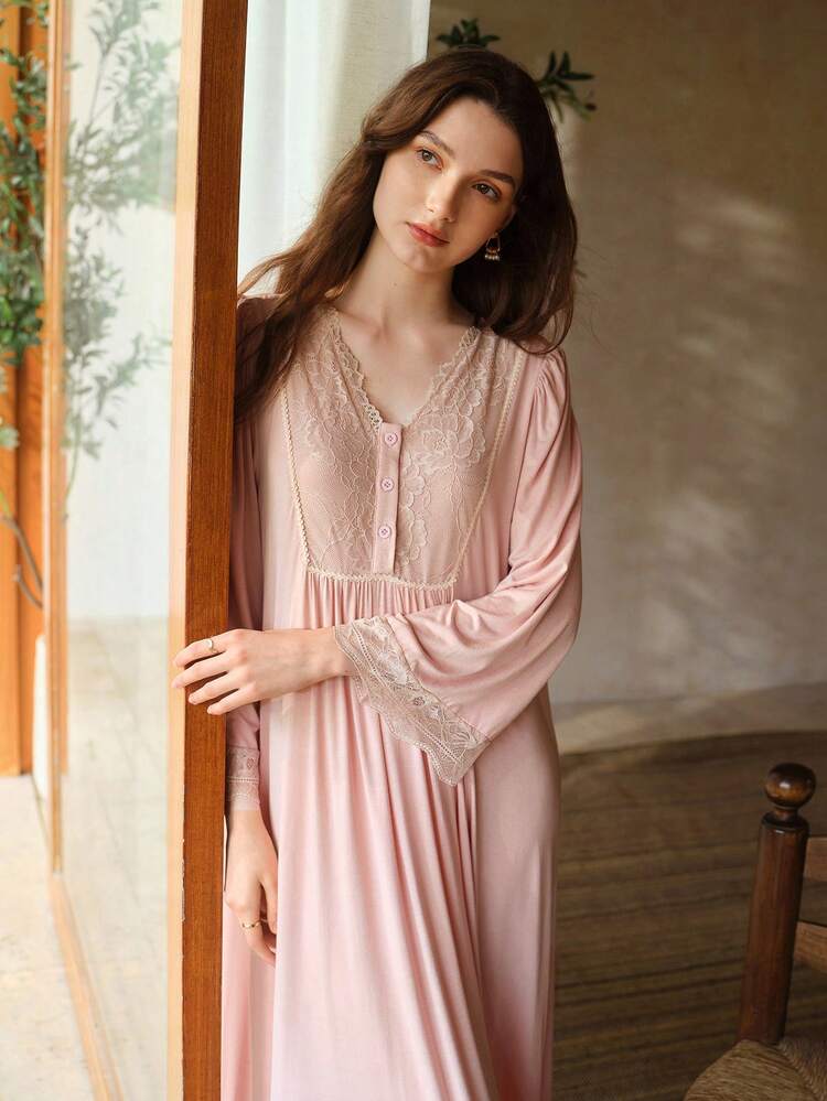 CONTRAST LACE V-NECK LOUNGE DRESS