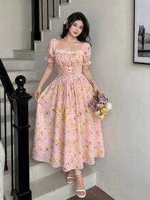 SHEIN PETITE 小碎花拼接荷葉領泡泡袖繫腰洋裝，粉色與黃色夏季休閒派對野餐優雅飄逸田園風花園洋裝，適合嬌小女性 - 粉色 - 查看 8