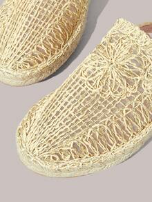 Styleloop Women's Flat Round Toe Woven Floral Pattern Beach Vacation Casual Fisherman Slip-On Backless Sandals - Gold - View 6