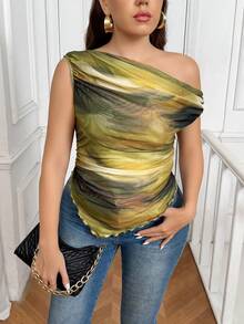 SHEIN Frenchy 大码法式极简浪漫不对称肩部无袖修身扎染印花女式上衣 - 彩色 - 查看 5
