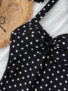 SHEIN Đầm ngắn chấm bi hở lưng cho bé gái tuổi teen, có dây buộc/viền xếp ly và thiết kế hai lớp, thích hợp cho tiệc tùng, hẹn hò, ngày Valentine, kỳ nghỉ. - màu đen - Xem 4