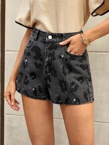 Selenza 女士时尚休闲豹纹水钻牛仔短裤，适合夏季度假，不含腰带 - 灰色 - 查看 5