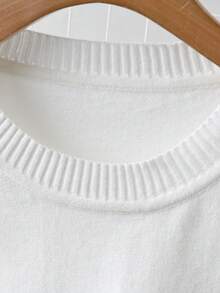 GlowEve CURVE Ensemble Top en tricot à manches courtes avec broderie licorne et jupe plissée en tricot pour femmes grande taille - Noir et Blanc - Voir 9