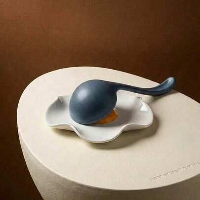 Joivida 1 Giá đỡ muỗng bằng gốm hình quả trứng sáng tạo và dễ thương, vật trang trí nhà bếp, phụ kiện dụng cụ nhà bếp nhỏ độc đáo, hoàn hảo cho Giáng sinh, Halloween, Lễ Phục sinh, Ngày Valentine, quà sinh nhật, quà tặng độc đáo, sự lựa chọn lý tưởng nhất để làm quà tặng.