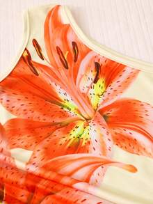 SHEIN Sparklyn Este conjunto de dos piezas para adolescentes presenta un estilo de vacaciones elegante y casual para niñas y adolescentes, con una parte superior con hombros descubiertos y una falda de volantes. La parte superior tiene un gran estampado floral en el frente, exudando encanto, y el diseño único de los hombros descubiertos es tanto individual como elegante. La falda tiene un dobladillo de doble capa con detalles de recogido, lo que la hace suelta y cómoda. Es adecuado para salidas diarias, viajes, vacaciones y otras ocasiones, convirtiéndolo en un atuendo de verano imprescindible. - Naranja Coral - Ver 8