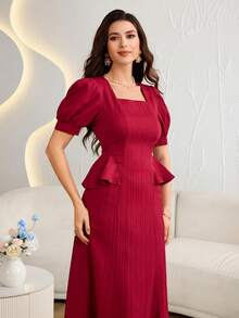 Modelyn Đầm dài tay dáng suông màu đỏ tía cổ điển dành cho nữ, kiểu dáng thanh lịch, ôm dáng. - Màu Đỏ Sâu - Xem 3