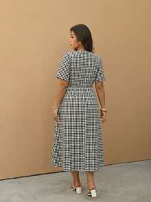 Elaquor 大码女式休闲格子前打结时尚短袖连衣裙，适合夏季穿着 - 彩色 - 查看 2