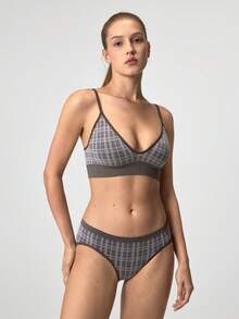 Bộ đồ lót không đường may 2 món - Họa tiết kẻ caro cổ điển (Áo hai dây không đệm mút & Áo ngực không gọng + Quần lót), Bộ áo ngực và quần lót cổ chữ V dành cho nữ - Cà phê nâu - Xem 5