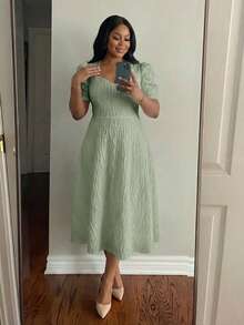 SHEIN Lady CURVE Vestido elegante con mangas de pétalos con textura para mujer de talla grande, adecuado para citas - verde menta - Ver 3