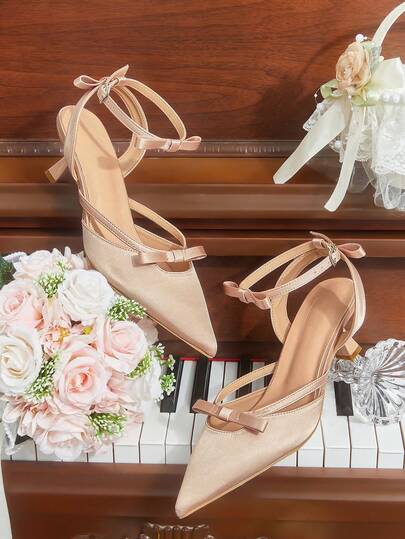 CUCCOO HITCHD Giày sandal mũi nhọn gót thấp bằng satin thời trang nữ, giày Mary Jane có nơ phía sau.