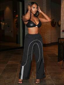 Chea Andrea 撥片pu皮革背心吊帶,細肩帶和v領 - 黑色 - 查看 4