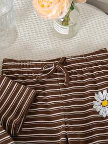 SHEIN 2件套女童针织条纹圆领碎花图案休闲T恤和喇叭裤套装 - 咖啡棕 - 查看 4