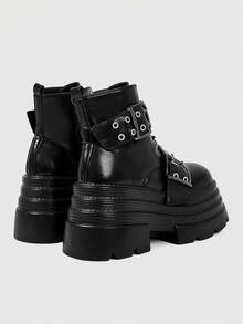 ROMWE Grunge Punk Giày sandal cao gót nữ 2026, kiểu dáng thời trang mới mùa xuân thu, phong cách punk, chất liệu PU tối màu, mũi tròn, khóa kim loại, buộc dây phía trước, gót siêu cao, bốt cưỡi ngựa, bốt ngắn nâng chiều cao cho nữ. - màu đen - Xem 4