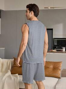 CoupledUp Conjunto de pijama casual sin mangas con estampado de color a contraste a rayas para hombres de talla grande - Azul - Ver 4