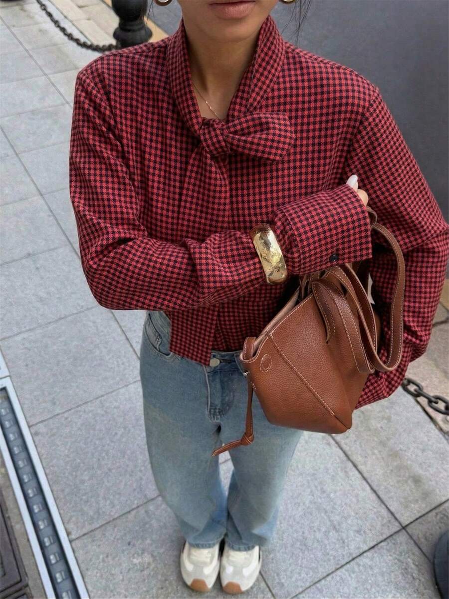 Elyressa 女款休閒格紋領結襯衫,紅黑配色長袖格紋上衣,秋季 70 年代職場千鳥格上衣,適合春夏秋冬 - 紅色 - 查看 1