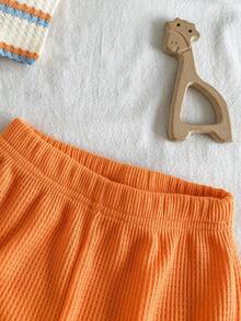 SHEIN Streecool Kids Bộ đồ mùa hè cho bé trai, gồm áo thun ngắn tay có túi kẻ sọc và quần short. - Nhiều màu - Xem 7