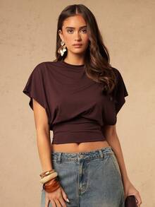 SHEIN x Luisa Sonza Silquee 女士纯色圆领蝙蝠袖短袖露脐上衣 - 咖啡棕 - 查看 3