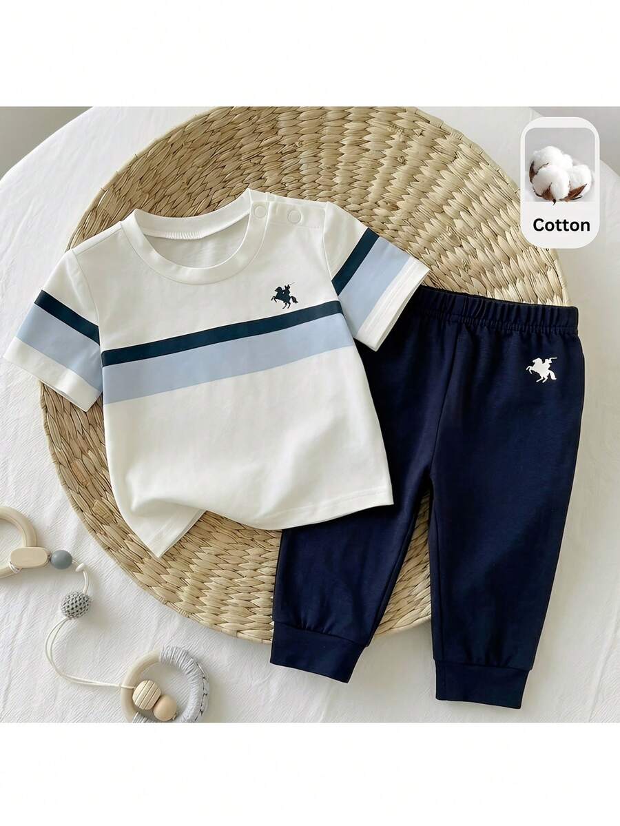 Conjunto de top de manga corta de cuello redondo y pantalones con estampado de rayas para niños pequeños - Multicolor - Ver 1