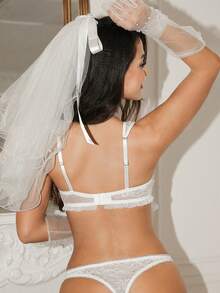Crystal Vow 女士性感蕾丝拼接钢圈文胸 - 白色 - 查看 2