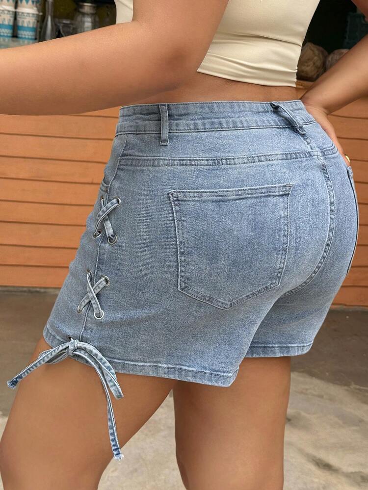 Dazy Plus Elastic Fitted Sexy Western Cowgirl Shorts With Tie Design, Casual Plus Size Women Spring/Summer Versatile Shorts