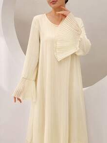 Graceveil Đầm dáng suông đuôi cá màu be, chất liệu có họa tiết, kiểu dáng thanh lịch, tôn dáng, thích hợp cho nữ. - Màu be - Xem 7