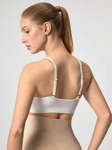 Loungeista 白色女用壓力式Bralette，露背休閒設計，V領Bralette，T恤式Bralette，加墊Bralette，女用Bralettes，白色V領內衣，適合夏季 - 白色 - 查看 2