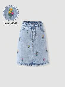 SHEIN Tween女孩牛仔裙 春夏新款 甜美清新 淺藍色水洗牛仔 小花刺繡 A字裙 修身舒適 高級棉質牛仔 日常基礎校園穿搭 度假棉質春夏穿著 童裝牛仔裙 女孩裙 - 淺色水洗藍 - 查看 3
