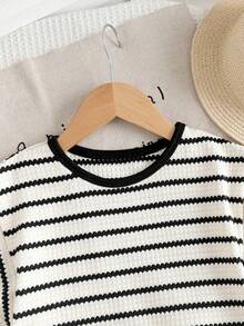 SHEIN 2pcs/Set Young Girl Striped Knit Crew Neck T-Shirt And Shorts - Black and White - View 5