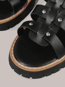 Styleloop Giày Roman mới, giày đinh tán liễu, bốt rỗng thoáng mát, sandal đế bằng cổ trung bình, kiểu dáng thường ngày, gợi cảm, thoáng khí dành cho nữ, thích hợp cho lễ hội mùa hè, bãi biển, kỳ nghỉ, tiệc tùng. - Màu đen - Xem 5