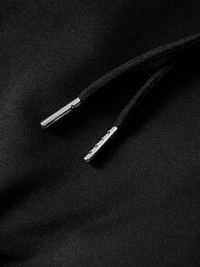 Manfinity Roghcode Men's Letter & Pentagram Embossed Drawstring Waist Pocket Shorts - Black - View 5