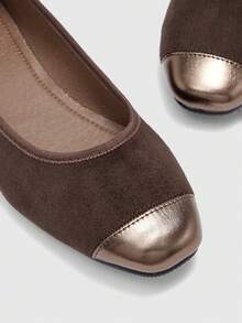CUCCOO BIZCHIC Zapatos de mujer para primavera y otoño con puntera cuadrada y suela plana, zapatos de ante sencillos para ir al trabajo y de compras - Marrón - Ver 4