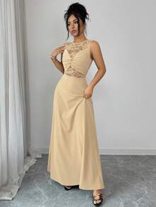 Elenzga Robe élégante, romantique et sexy pour femmes avec patchwork en dentelle, col rond, détail de torsion à la taille et jupe fluide - Nude - Voir 7