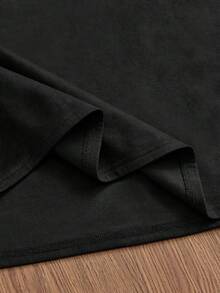 Camiseta para hombre manga corta ligera transpirable, playera casual hombre estampado minimalista caligrafía lateral, prenda cómoda unicolor lisa para outfits juveniles todo el verano - Negro - Ver 5
