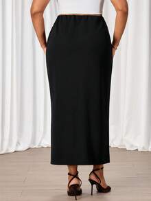 SHEIN Tall CURVE 加大码黑色简约日常半身裙，饰有圆形图案 - 黑色 - 查看 2