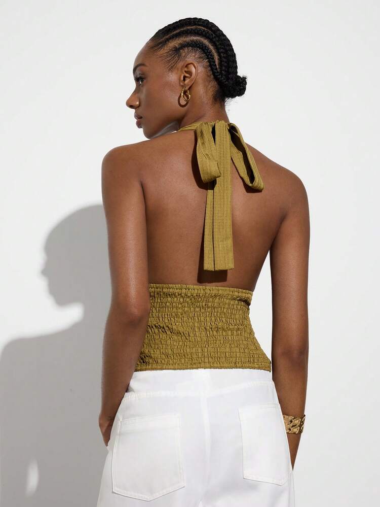 SHEIN Maija Women's Shell Decor Halter Backless Blouse, Suitable For Spring/Summer Vacation, Summer Tops, Summer Clothes, Summer Outfits , Summer Outfits For Women , Spring Outfit , Spring Tops , Party Top, Beach Outfit For Women, Beach Outfit, Elegant Women's Blouses, Casual Blouses For Women , Vacation , Summer Holiday Outfits , Country Style For Women, Country Concert Outfit