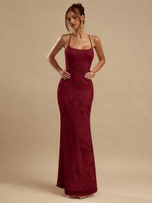 SHEIN BAE 纯黄色提花露背系带修身连衣裙，优雅大方，适合早午餐、婚礼宾客、鸡尾酒会、海滩度假等场合。 - 酒紅色 - 查看 4