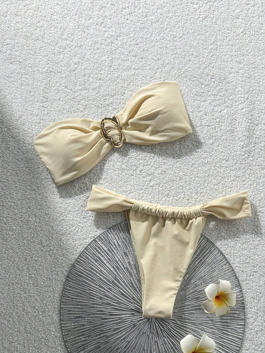 Swim Chiccia 女士夏季沙滩套装 - 纯色抹胸上衣配金属装饰和丁字裤比基尼泳裤性感泳装套装,适合女士度假、邮轮旅行、海滩日光浴,两件套,夏季新款女士比基尼套装,女士比基尼套装,女士泳装套装,女士泳衣套装 - 米色 - 查看 1