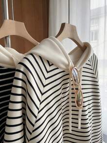 Franclia Women's Striped Hooded Casual Loose Sweatshirt Striped Sweatshirt Striped Long Sleeve Stripe Shirt Cute Casual Tops Striped Sweatshirt - Multicolor - View 5