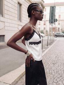 Maija 女士无袖蕾丝拼接V领吊带背心，宽松都市休闲风 - 黑與白 - 查看 6