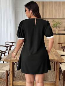 Weeklong 大码女式休闲度假圆领泡泡袖A字短款连衣裙，春夏款 - 黑與白 - 查看 2