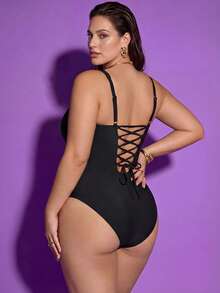 Shapewave Plus Size Women Contrast Color Ruched One-Piece Swimsuit - Black - View 2