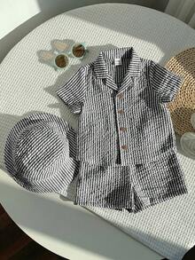 SHEIN Bộ 3 món áo sơ mi ngắn tay kẻ sọc xanh lá cây dễ thương cho bé trai/bé gái, quần áo trẻ em mùa xuân/hè, trang phục lễ Phục sinh. - Đen và trắng - Xem 8