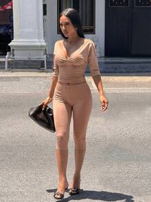 Slaydiva Bộ jumpsuit mùa hè gợi cảm cổ chữ V sâu tay cánh dơi - Màu Khaki - Xem 5