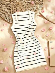 Franclia New Summer Black & White Striped Patchwork Round Neck Elegant Design Dress, Suitable For Beach Party And Holiday Wear Women Dress Women's Summer Dresses Women Clothes Women Dress Cruise Women's Summer Outfits Petite Women Cute Dresses For Women Lovely Dress Dress Beach Outfit Pin For Dress Vacation Outfits Woman Dress Sleeveless Dress Striped Dress Ladies Dresses - Black and White - View 1