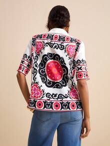 LOTSLUV Áo sơ mi ngắn tay cài một hàng khuy phong cách Bohemian màu đen và đỏ in họa tiết totem dành cho nữ, thích hợp cho kỳ nghỉ xuân/hè. - Đỏ và trắng - Xem 2