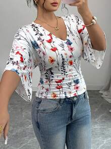 Elenzga Plus Size Elegant V-Neck Printed T-Shirt - Multicolor - View 3