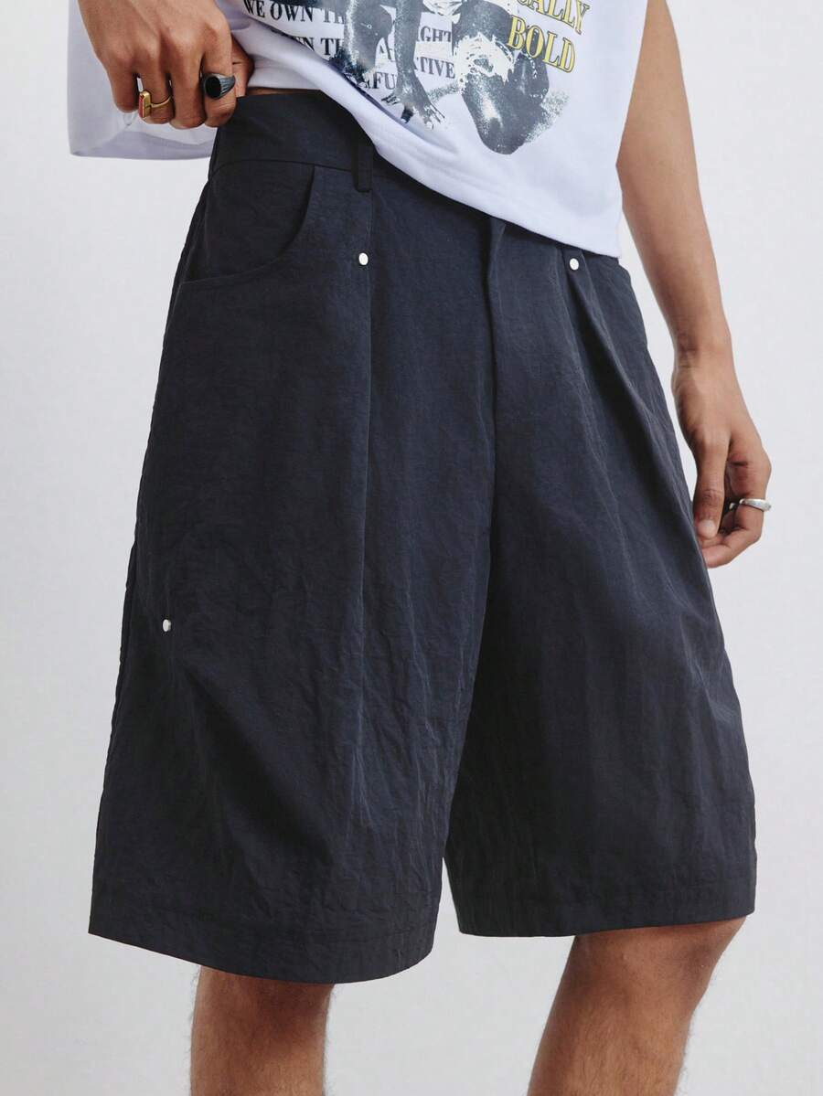 TOKVUE Men's Solid Color Casual Pleated Button Pocket Versatile Shorts - Black - View 1