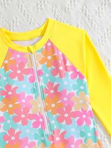 SHEIN 新款时尚少女粉色碎花连体泳衣，休闲优雅奢华，针织面料，拉链设计方便穿脱，适合海滩、度假、海边游泳，是夏季游泳的完美之选 - 黃色 - 查看 4