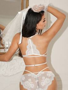 Crystal Vow 2pcs White Lace Patchwork Front Closure Bra And Panty Set For Women - White - View 2